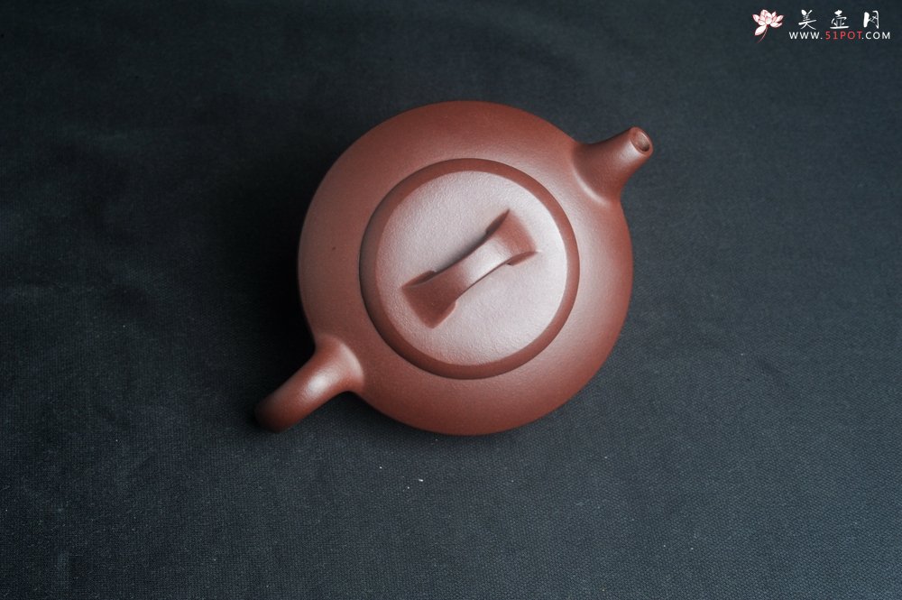 紫砂壶图片：美壶特惠 油润老紫泥汉君壶 茶人醉爱 - 宜兴紫砂壶网