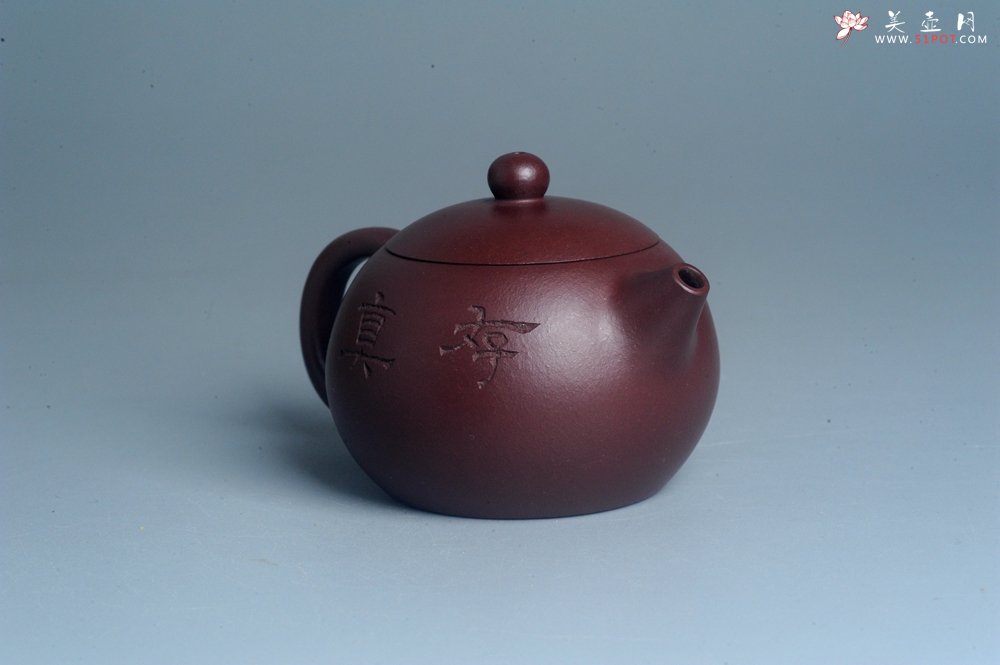 紫砂壶图片：实力派工艺师周斌优质底槽青全手工精工西施茶壶 实力名家刘伟涛装饰 有钱真好 - 宜兴紫砂壶网