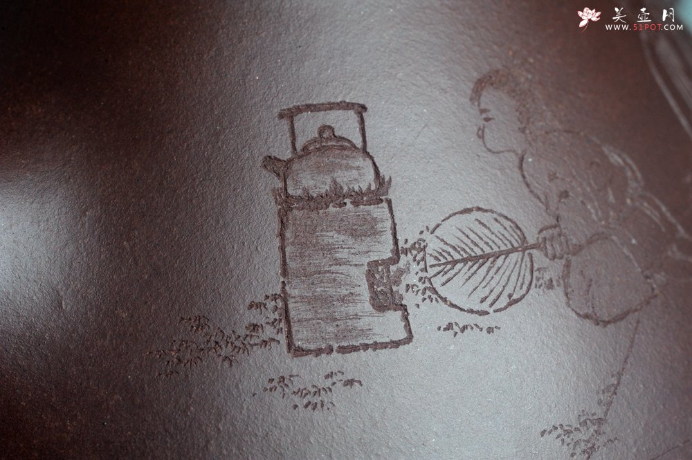 紫砂壶图片：实力派工艺师周斌 优质底槽青全手工精工 子冶石瓢壶 张听钢装饰人物 平生衣食随缘好 过得清闲便是仙 - 宜兴紫砂壶网