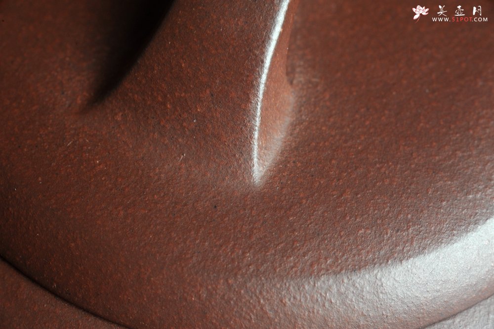 紫砂壶图片：美壶特惠 油润老紫泥汉君壶 茶人醉爱 - 宜兴紫砂壶网