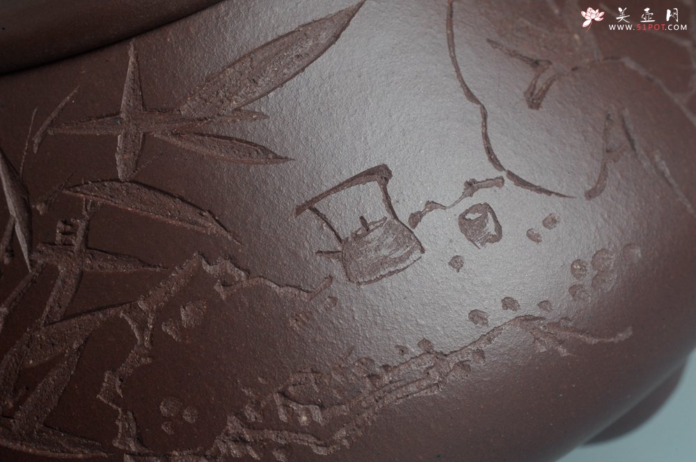 紫砂壶图片：实力派工艺师周斌 优质底槽青全手工精工满瓢壶 陶兴双刀装饰 特文气 玉壶写新竹 烹泉试乳茶 - 宜兴紫砂壶网