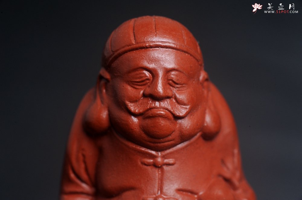 紫砂壶图片：精致大红袍朱泥财主手把件摆件茶宠 高6.5cm - 宜兴紫砂壶网