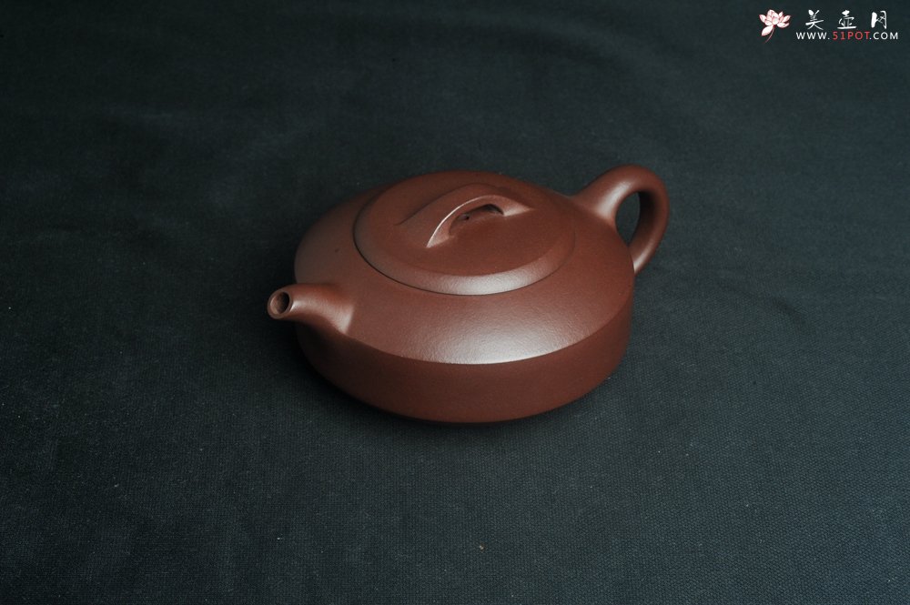 紫砂壶图片：美壶特惠 油润老紫泥汉君壶 茶人醉爱 - 宜兴紫砂壶网