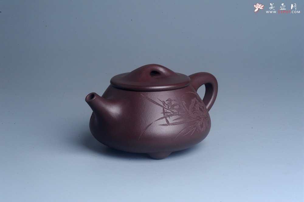 紫砂壶图片：实力派工艺师周斌 优质底槽青全手工精工满瓢壶 刘伟涛徒昊然装饰兰草图 一香已足压千红 - 宜兴紫砂壶网