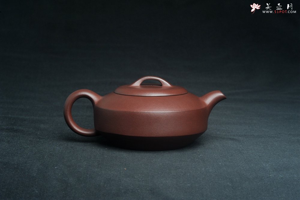 紫砂壶图片：美壶特惠 油润老紫泥汉君壶 茶人醉爱 - 宜兴紫砂壶网