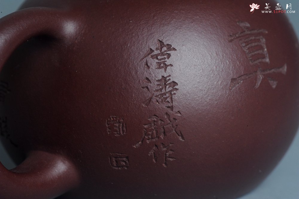 紫砂壶图片：实力派工艺师周斌优质底槽青全手工精工西施茶壶 实力名家刘伟涛装饰 有钱真好 - 宜兴紫砂壶网