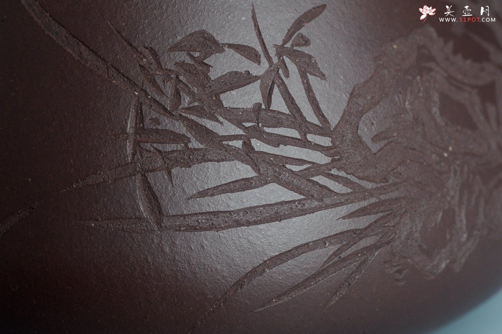 紫砂壶图片：实力派工艺师周斌 优质底槽青全手工精工满瓢壶 刘伟涛徒昊然装饰兰草图 一香已足压千红 - 宜兴紫砂壶网