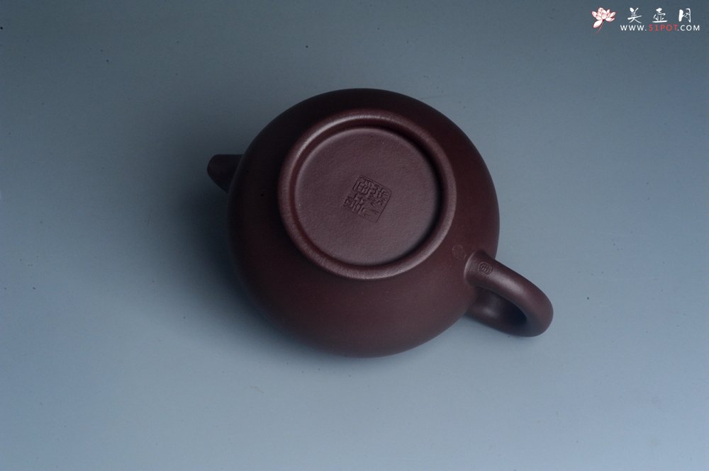紫砂壶图片：潜力股周小培老师 油润紫泥全手工大亨掇只壶 深得老味 - 宜兴紫砂壶网