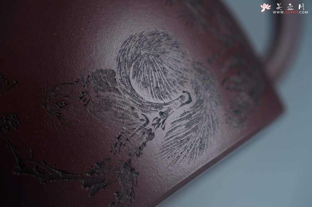 紫砂壶图片：实力派工艺师文砂苑堂主周斌 优质底槽青全手工精工秦权壶 秋果飘香庆丰收 满月增辉逢双喜 - 宜兴紫砂壶网