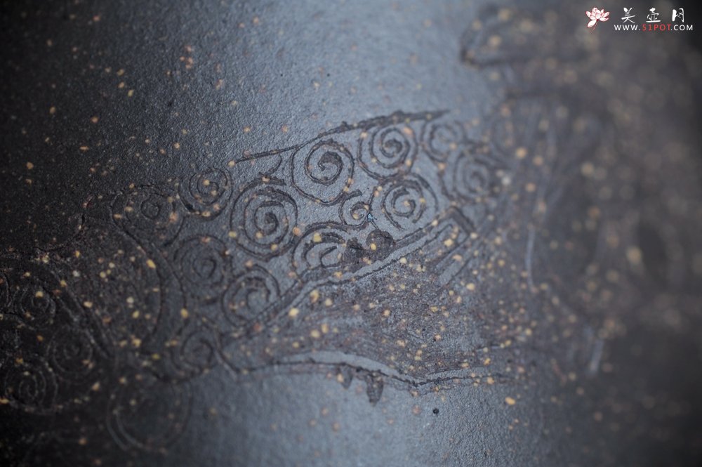 紫砂壶图片：美壶特惠 精致青段洋桶壶 清茶品日月 老酒醉人生 - 宜兴紫砂壶网