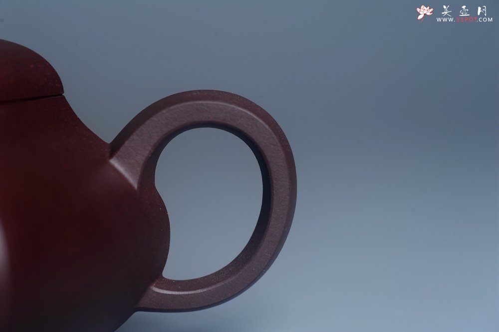 紫砂壶图片：美壶特惠 潜力股凌晨老师 精致紫泥全手工六方君德壶 期待与您结缘 - 宜兴紫砂壶网