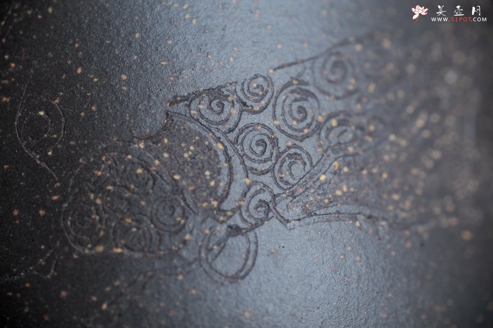 紫砂壶图片：美壶特惠 精致青段洋桶壶 清茶品日月 老酒醉人生 - 宜兴紫砂壶网