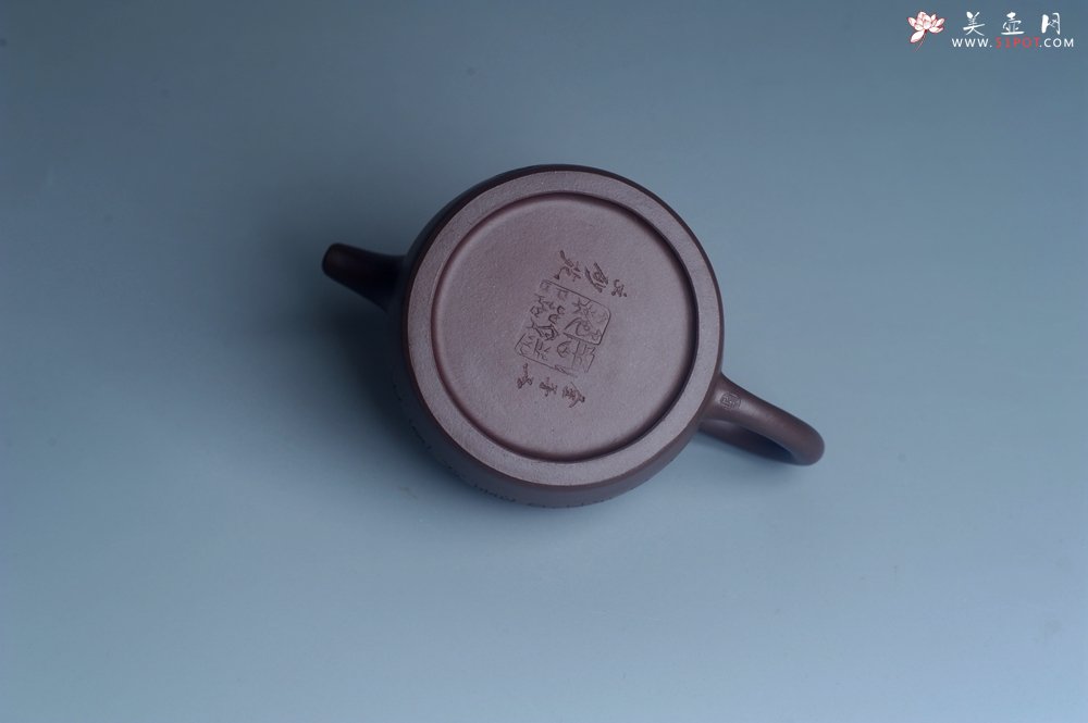 紫砂壶图片：实力派工艺师文砂苑堂主周斌 优质底槽青全手工精工秦权壶 秋果飘香庆丰收 满月增辉逢双喜 - 宜兴紫砂壶网