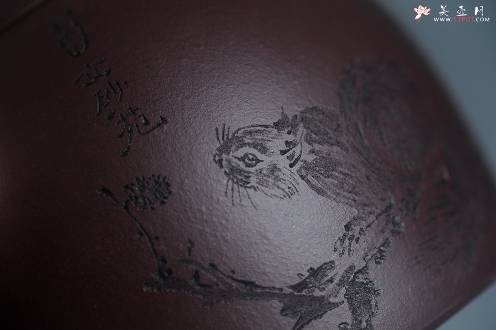 紫砂壶图片：实力派工艺师文砂苑堂主周斌 优质底槽青全手工精工秦权壶 秋果飘香庆丰收 满月增辉逢双喜 - 宜兴紫砂壶网