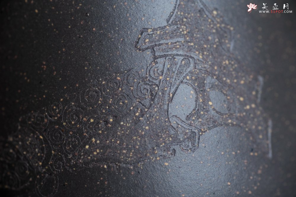 紫砂壶图片：美壶特惠 精致青段洋桶壶 清茶品日月 老酒醉人生 - 宜兴紫砂壶网