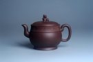 紫砂壶图片：美壶特惠 大口实用精工瑞狮壶 茶人醉爱 - 宜兴紫砂壶网