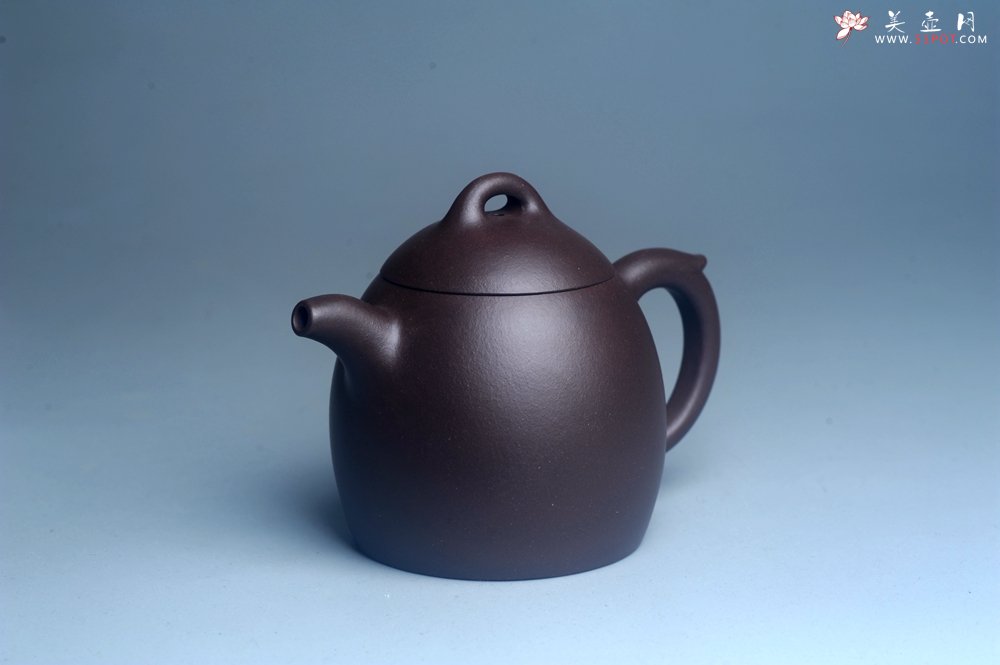 紫砂壶图片：美壶特惠 超精致老紫泥秦权壶 特文气 - 宜兴紫砂壶网