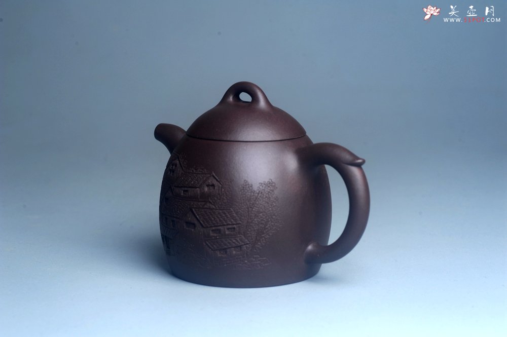 紫砂壶图片：美壶特惠 超精致老紫泥秦权壶 立体雕刻山水 特文气 - 宜兴紫砂壶网