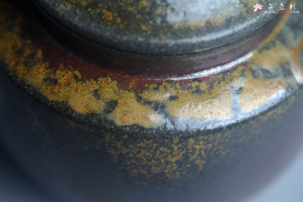 紫砂壶图片：美壶特惠 精致柴烧隐士壶 柴烧之佳品 - 宜兴紫砂壶网