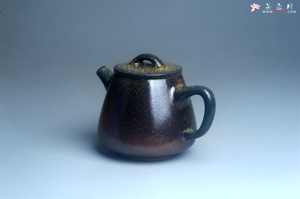 紫砂壶图片：美壶特惠 精致柴烧高石瓢壶 柴烧之佳品 - 宜兴紫砂壶网