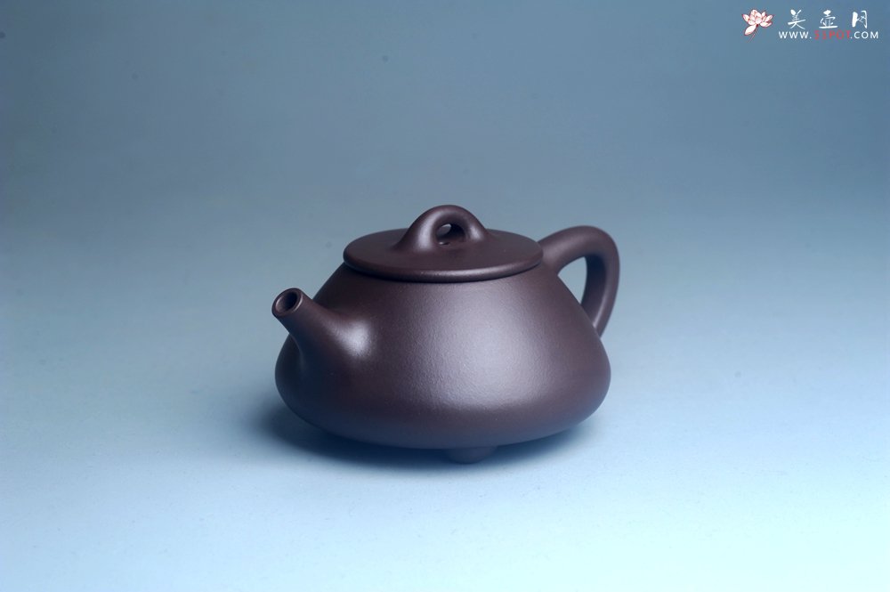 紫砂壶图片：油润底曹青 全手工石瓢壶 特文气 - 宜兴紫砂壶网