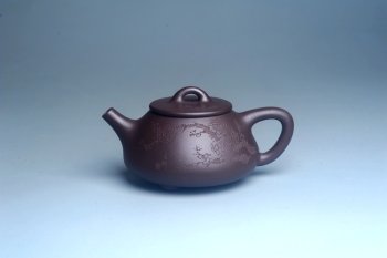 紫砂壶图片：油润底曹青 全手工石瓢壶 装饰喜上眉梢 特文气 - 宜兴紫砂壶网