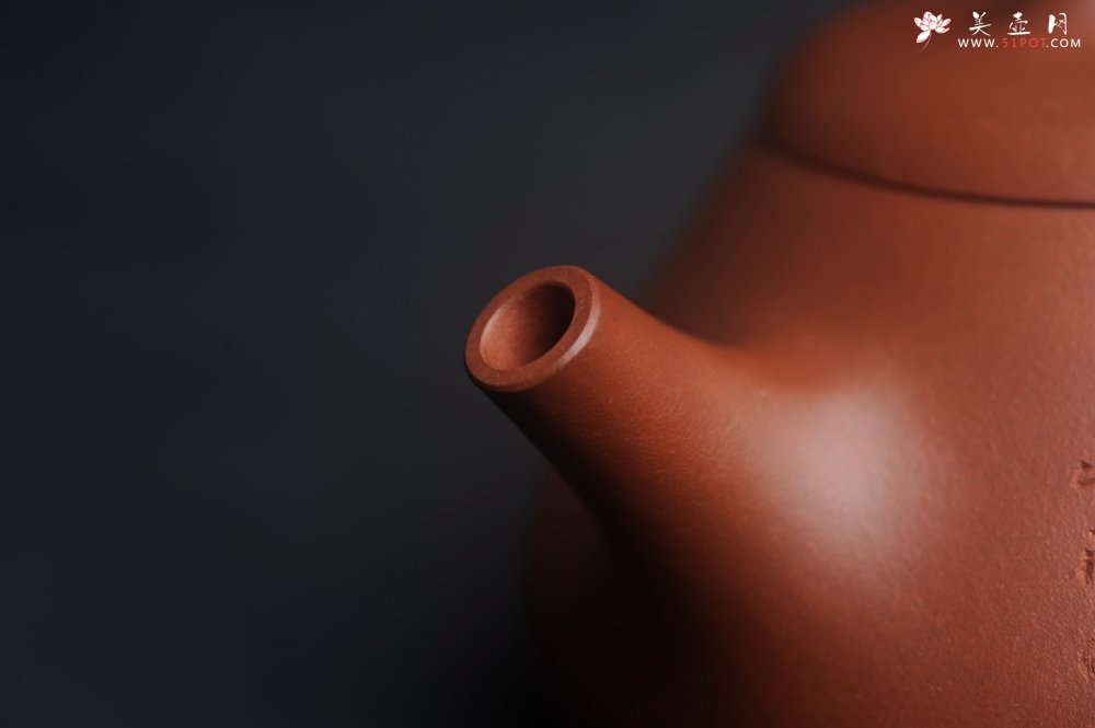 紫砂壶图片：潜力股周小培老师 老师家藏黄龙山一号井小红泥 全手工曼生石瓢 不肥而坚是以永年 - 宜兴紫砂壶网