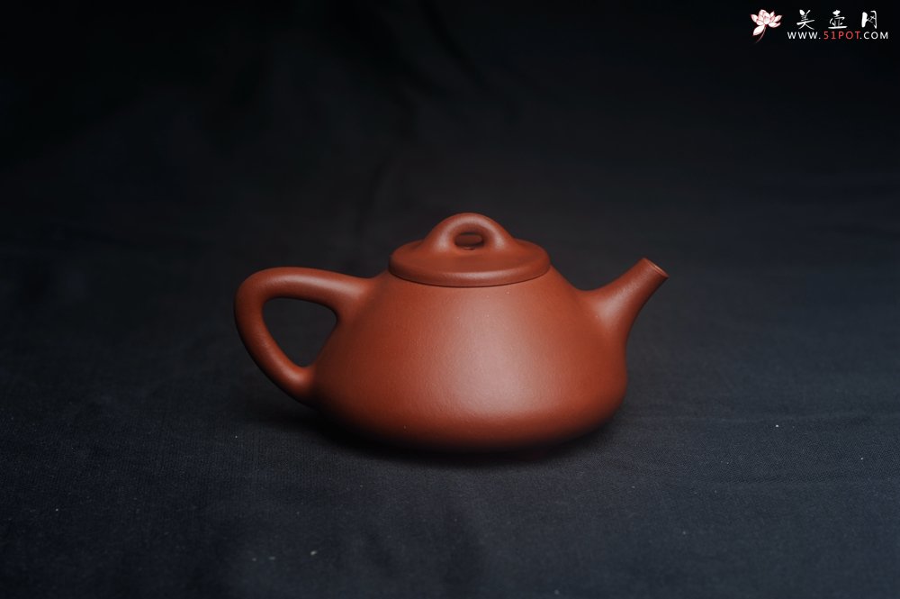 紫砂壶图片：潜力股周小培老师 老师家藏黄龙山一号井小红泥 全手工小子冶石瓢茶壶 特文气 - 宜兴紫砂壶网