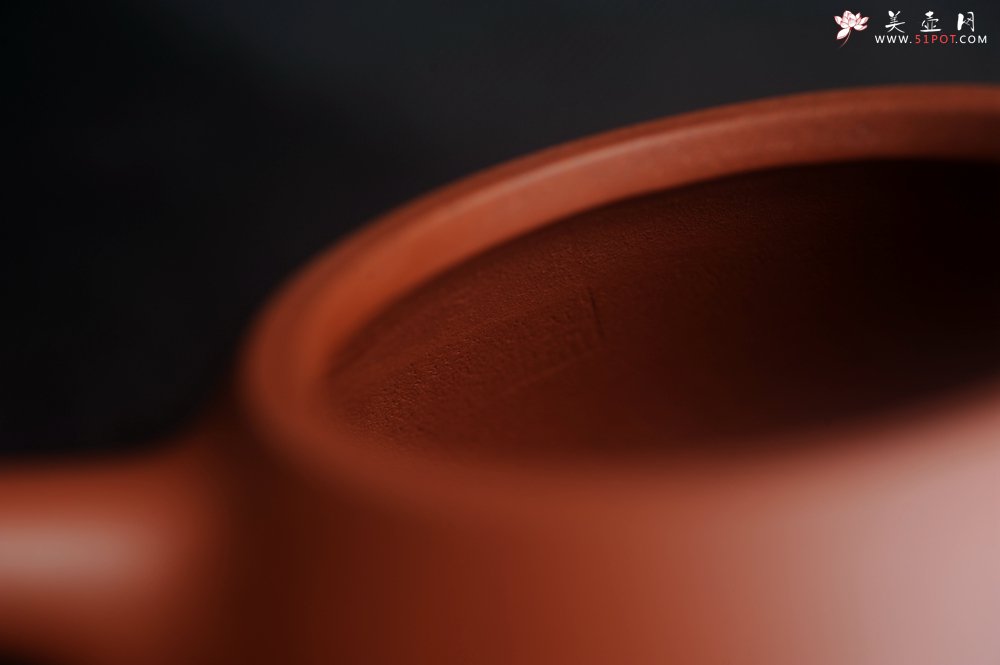 紫砂壶图片：潜力股周小培老师 老师家藏黄龙山一号井小红泥 全手工曼生石瓢 不肥而坚是以永年 - 宜兴紫砂壶网