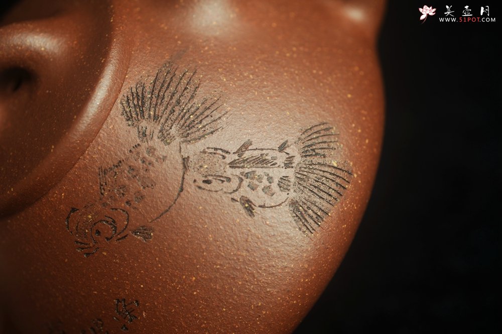 紫砂壶图片：美壶特惠 高温降坡泥精致小子冶石瓢 装饰鱼乐图 特文气 - 宜兴紫砂壶网