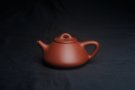 紫砂壶图片：潜力股周小培老师 老师家藏黄龙山一号井小红泥 全手工小子冶石瓢茶壶 特文气 - 宜兴紫砂壶网