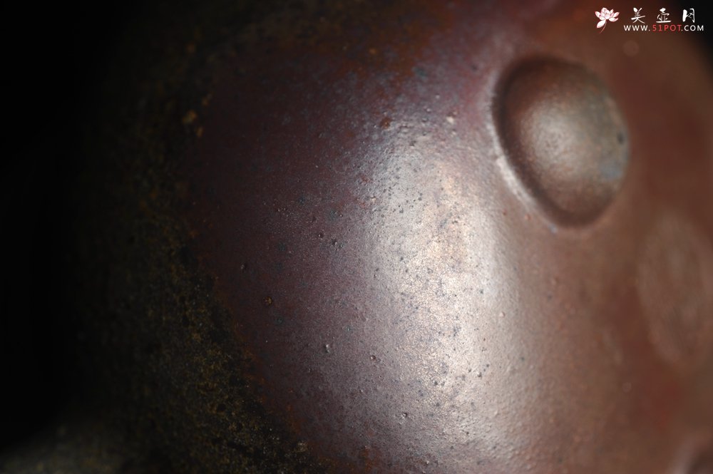 紫砂壶图片：美壶特惠 精致柴烧三足鼎壶 柴烧之佳品 - 宜兴紫砂壶网