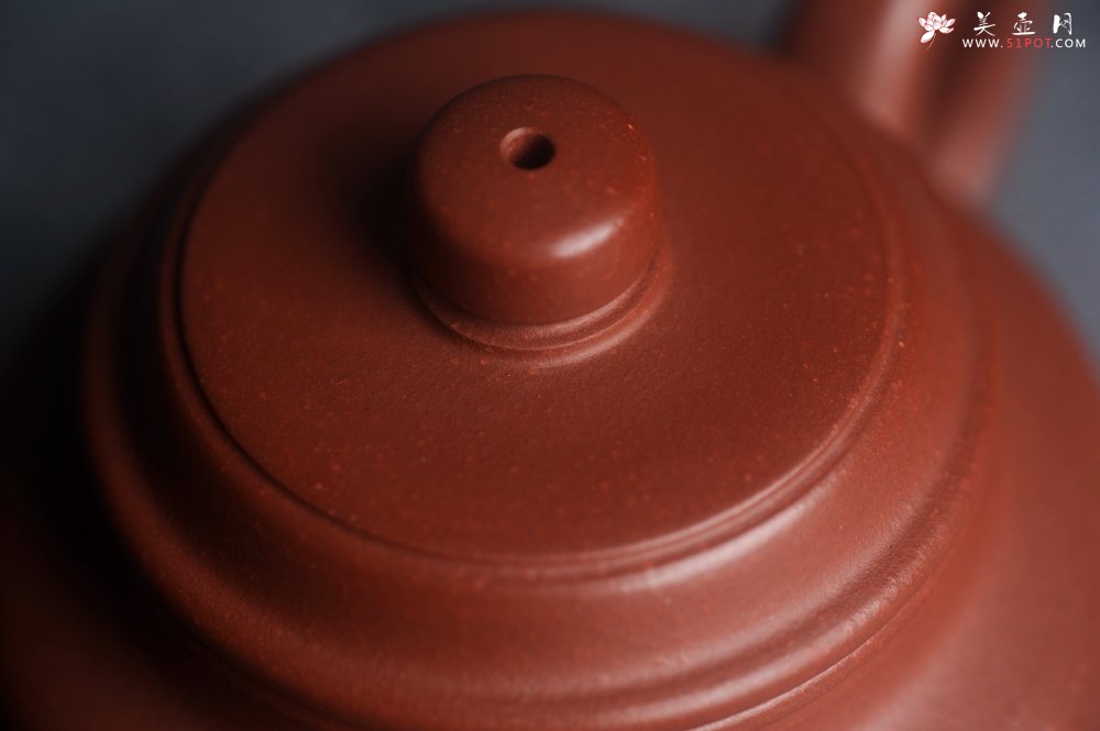 紫砂壶图片：油润老清水泥全手工小品德中壶 特实用文气 - 宜兴紫砂壶网
