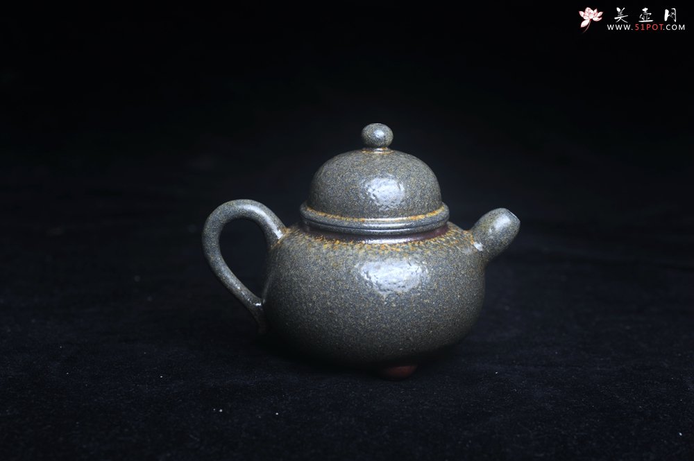 紫砂壶图片：美壶特惠 精致柴烧三足鼎壶 柴烧之佳品 - 宜兴紫砂壶网
