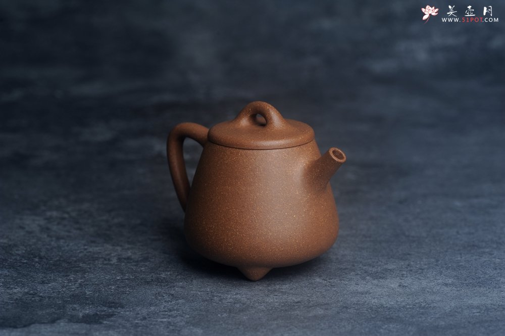 紫砂壶图片：美壶特惠 潜力股王静然 精致老段泥高石瓢 泥绘梅花鹿 特文气 呦呦鹿鸣食野之苹 - 宜兴紫砂壶网
