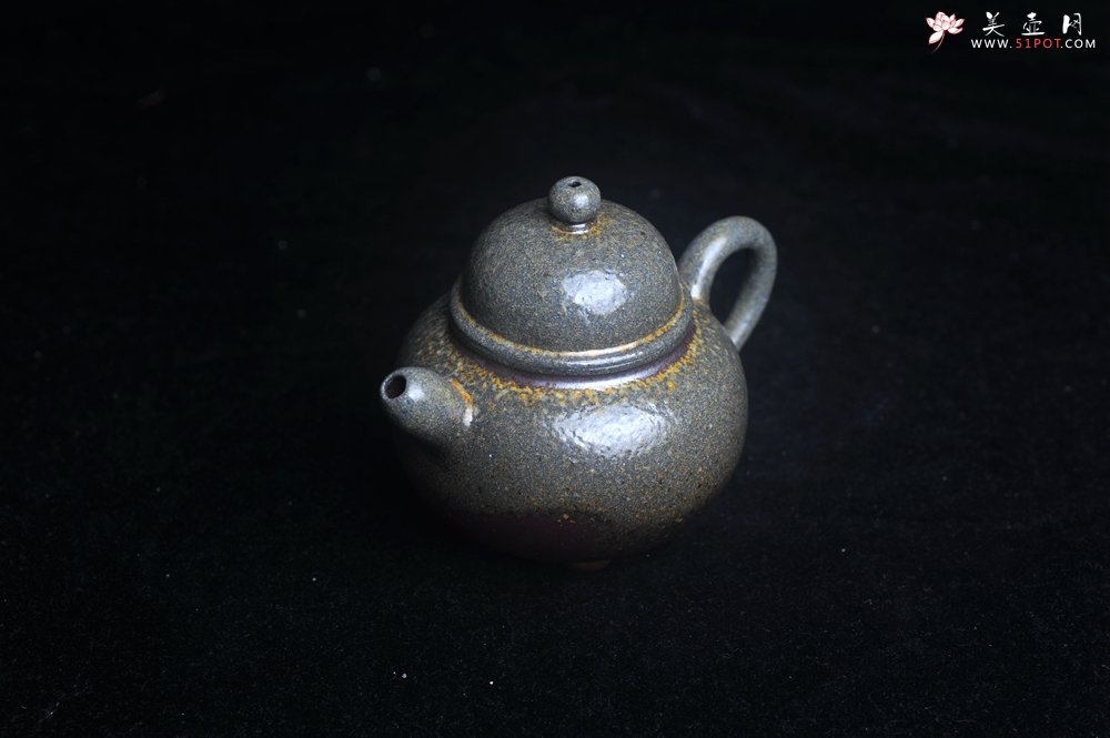 紫砂壶图片：美壶特惠 精致柴烧三足鼎壶 柴烧之佳品 - 宜兴紫砂壶网