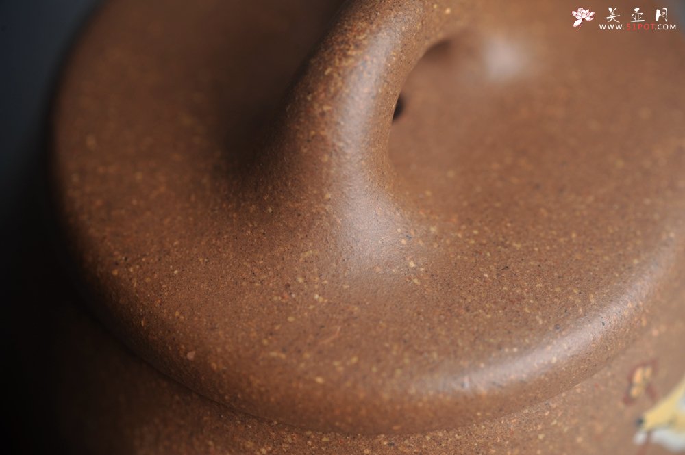 紫砂壶图片：美壶特惠 潜力股王静然 精致老段泥高石瓢 泥绘梅花鹿 特文气 呦呦鹿鸣食野之苹 - 宜兴紫砂壶网