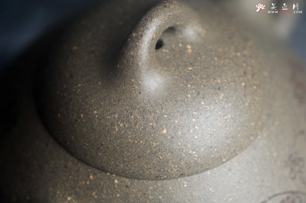 紫砂壶图片：美壶特惠 美壶网特供限量极品高温四号井老青段 精工乳瓢茶壶 装饰清供图 特文气 - 宜兴紫砂壶网