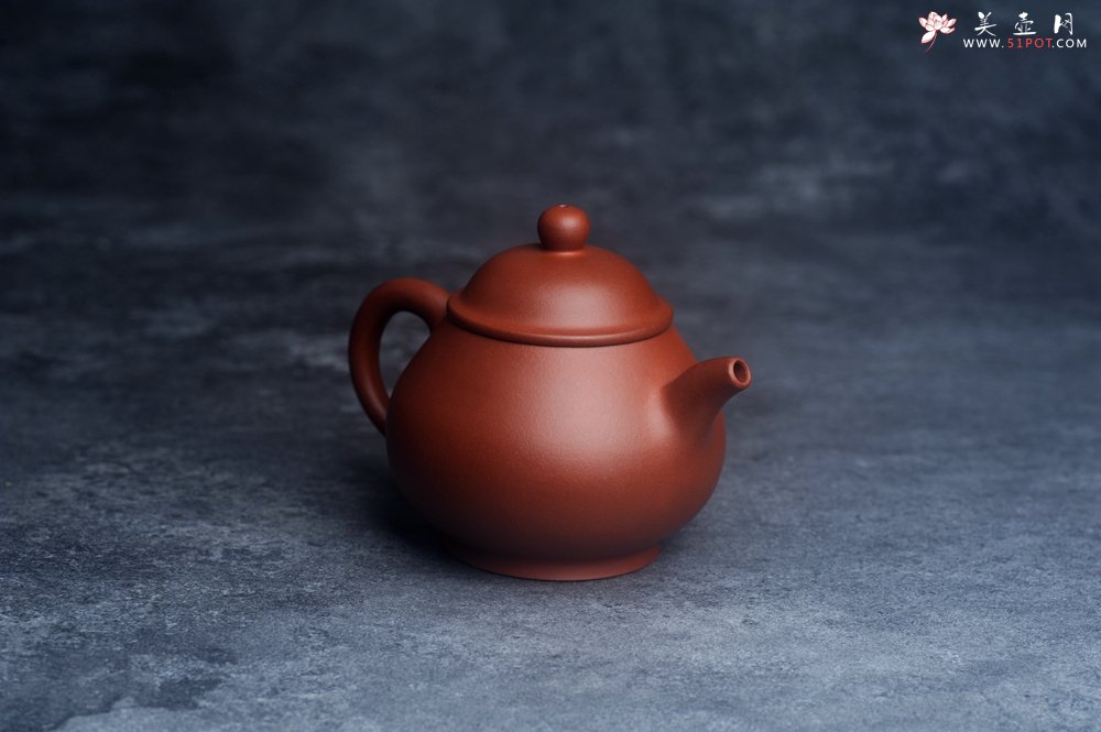 紫砂壶图片：美壶特惠 全手工优质黄龙山红泥刹凹成型单片拍打潘壶 - 宜兴紫砂壶网