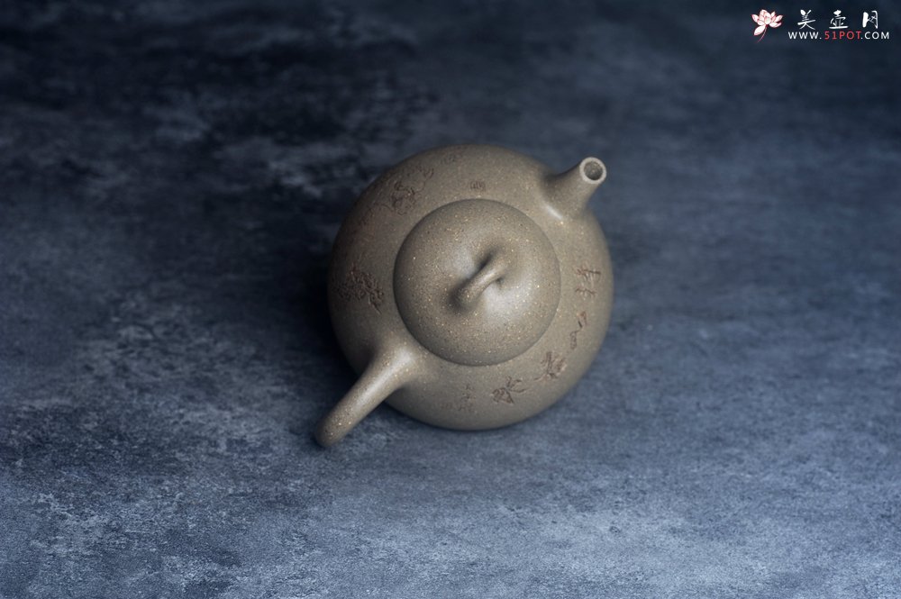 紫砂壶图片：美壶特惠 美壶网特供限量极品高温四号井老青段 精工乳瓢茶壶 装饰人物 特文气 - 宜兴紫砂壶网