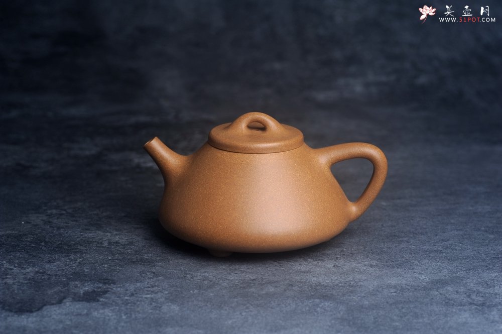 紫砂壶图片：美壶特惠 特好老黄段泥精致子冶石瓢壶 - 宜兴紫砂壶网