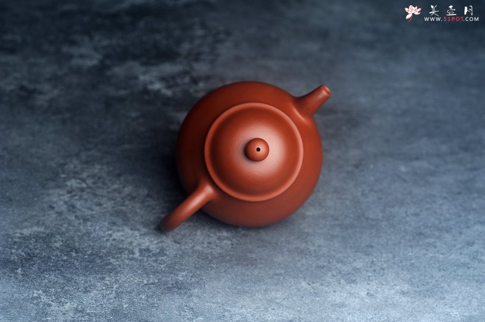 紫砂壶图片：美壶特惠 全手工优质黄龙山红泥刹凹成型单片拍打潘壶 - 宜兴紫砂壶网