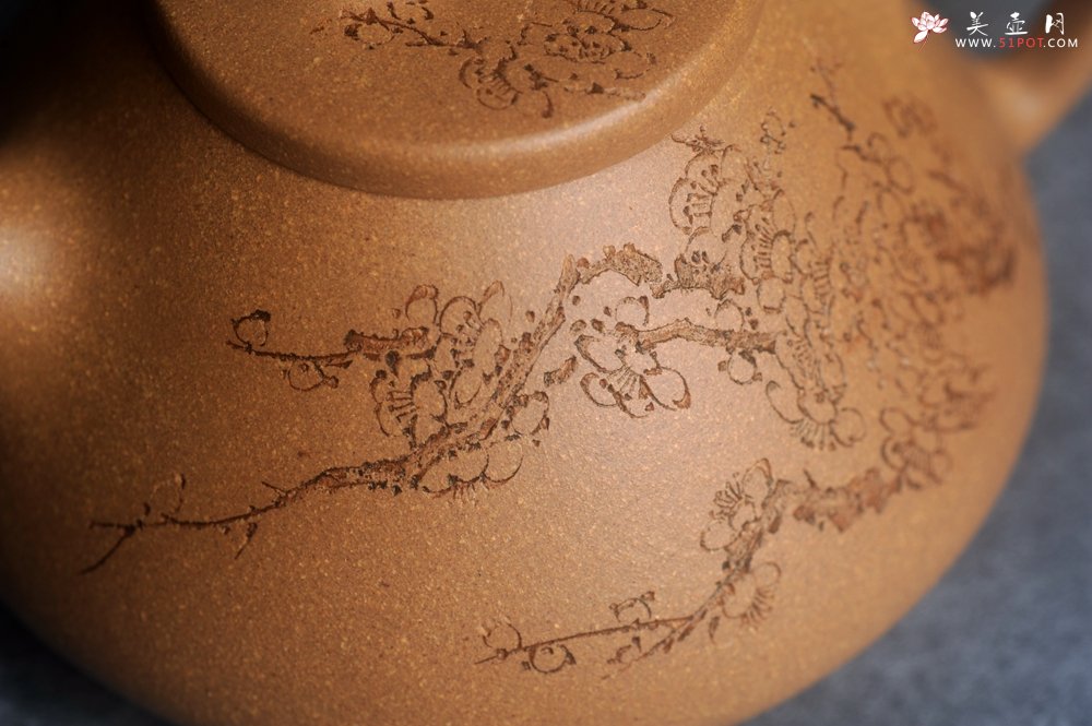 紫砂壶图片：美壶特惠 特好老黄段泥精致子冶石瓢壶 通景装饰梅花 特文气 - 宜兴紫砂壶网