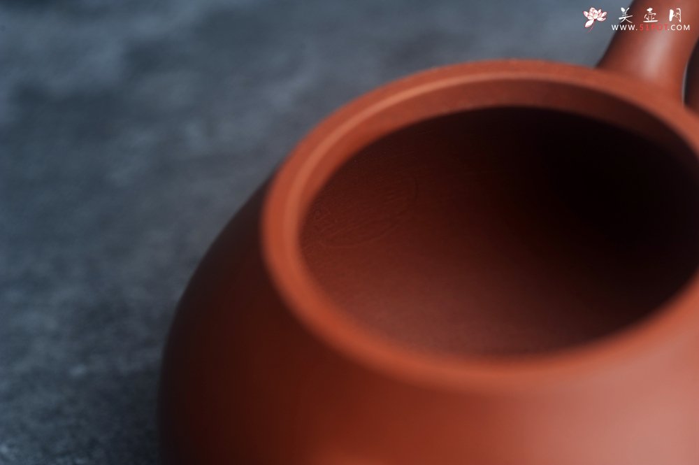 紫砂壶图片：美壶特惠 全手工优质黄龙山红泥刹凹成型单片拍打潘壶 - 宜兴紫砂壶网