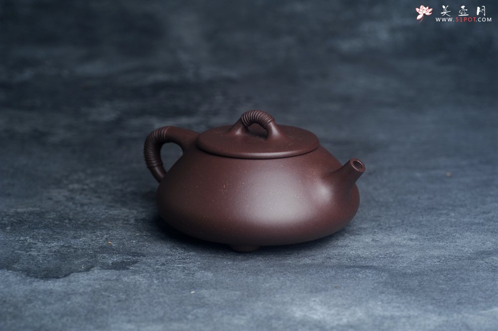 紫砂壶图片：美壶年底特惠 精致优质紫泥线瓢壶 - 宜兴紫砂壶网