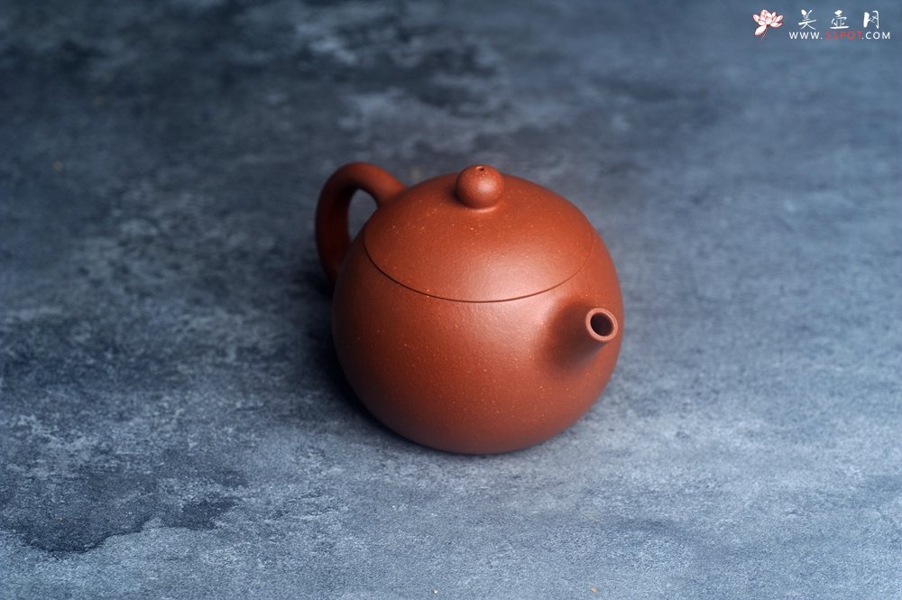 紫砂壶图片：美壶特惠 全手工优质红降坡泥西施壶 特文气 - 宜兴紫砂壶网