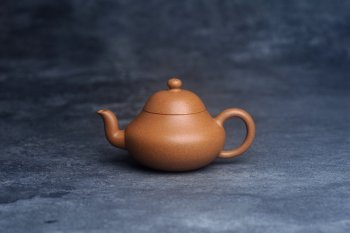 紫砂壶图片：美壶特惠 精工老段君德壶110cc 小壶超难做 极易泡养 杀茶利器 - 宜兴紫砂壶网