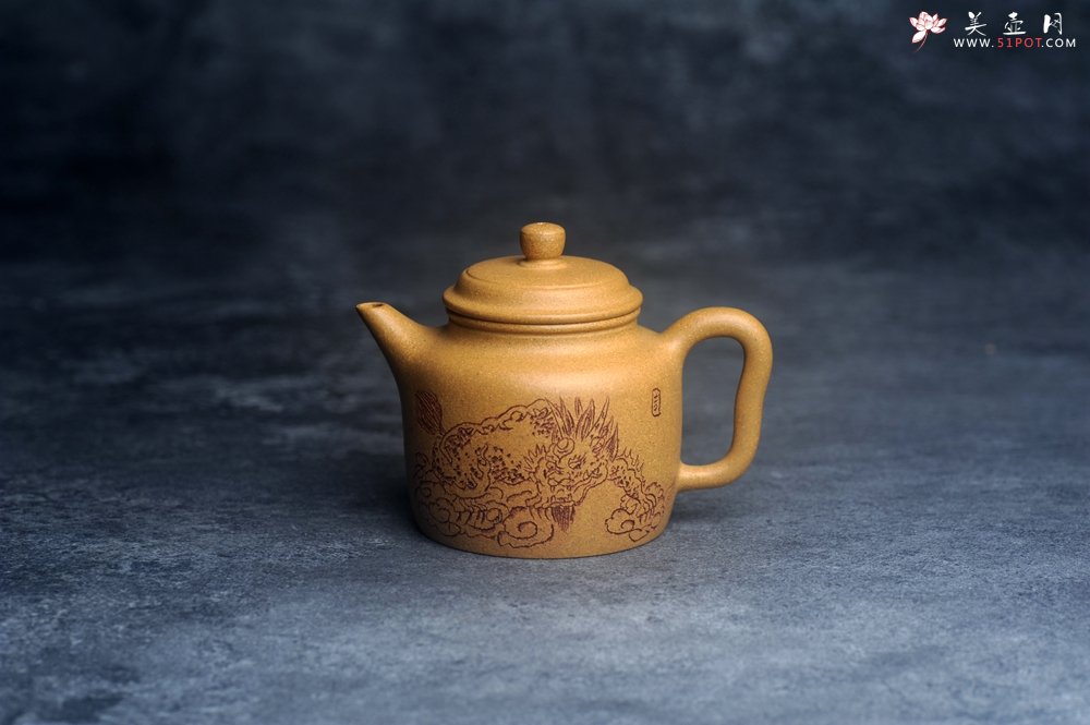 紫砂壶图片：美壶特惠 优质段泥德中 装饰瑞兽图 特文气 - 宜兴紫砂壶网