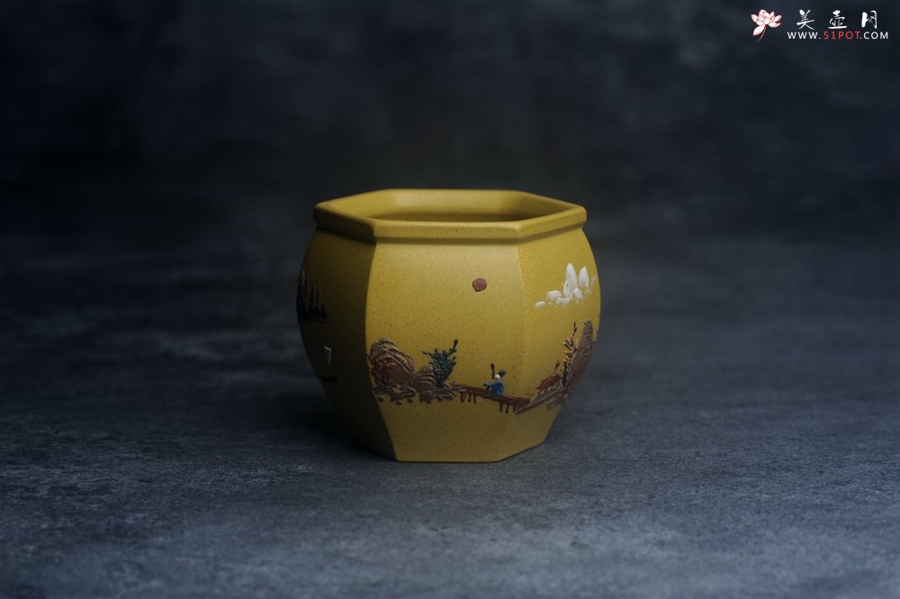 紫砂壶图片：美杯特惠 优质好料黄金段泥好工六方山水主人杯 - 宜兴紫砂壶网