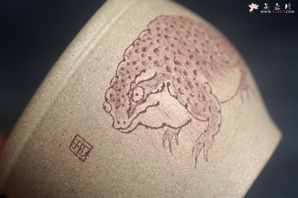 紫砂壶图片：美杯特惠 优质老段泥主人杯 金蟾杯 招财杯 - 宜兴紫砂壶网